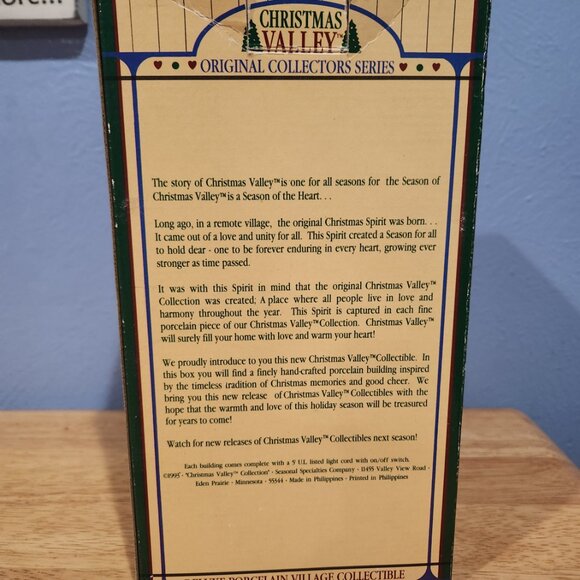 Vintage Christmas Valley Village Porcelain CHURCH GRACE CHAPEL House Lighted - Picture 9 of 10